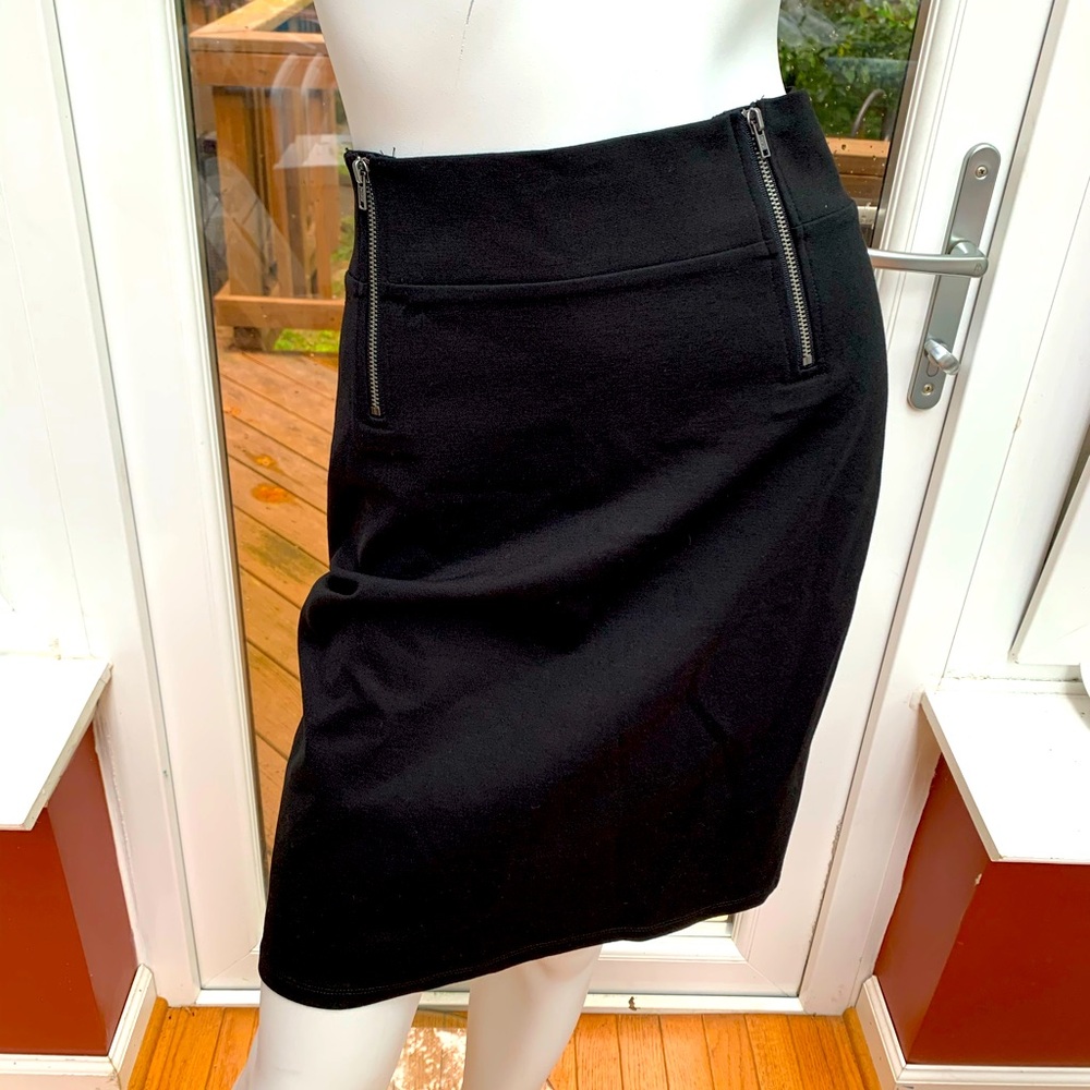 Black cotton skirt with 2 zips!  Very Fashionable!  Size 14